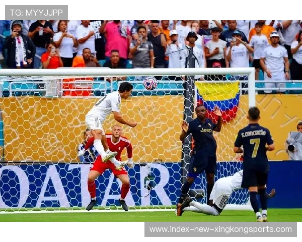 球员高速回追破坏必进球,被称“救命一铲” 球员高速回追破坏必进球,被称“救命一铲”