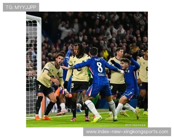 切尔西大战巴萨火花四溅!特尔施特根坐镇看台怒喷裁判 切尔西大战巴萨火花四溅!特尔施特根坐镇看台怒喷裁判