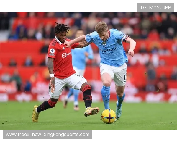 德布劳内穿插跑位形成完美传球,曼城将比赛锁定 德布劳内穿插跑位形成完美传球,曼城将比赛锁定