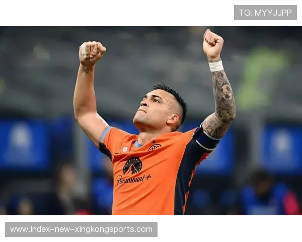 国米劳塔罗左脚停球后劲射为球队带来荣耀 国米劳塔罗左脚停球后劲射为球队带来荣耀