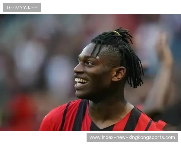 AC米兰高位施压收效,莱奥劲射敲开大门 AC米兰高位施压收效,莱奥劲射敲开大门